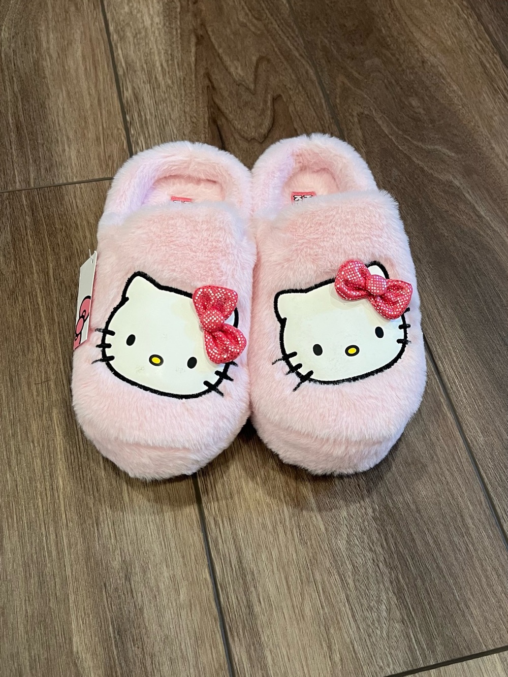 Hello Kitty Plush Pink Slippers with Bow